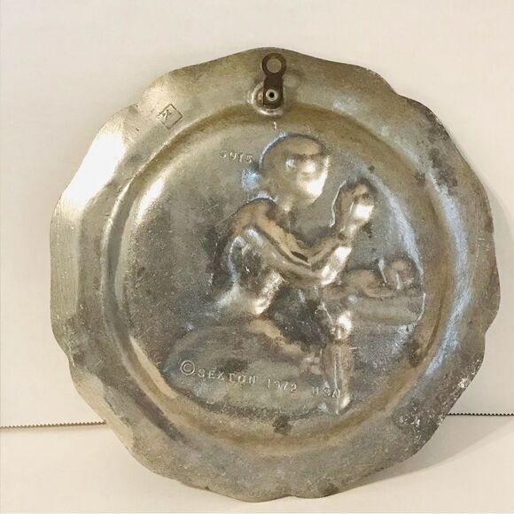 Vintage 1972 Sexton Pewter GIVE US THIS DAY OUR DAILY BREAD Decorative Plate - Picture 4 of 6